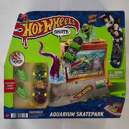 Hot Wheels Skate Tony Hawk Aquarium Skatepark Playset